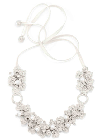 Atelier Godolé Chenonceau silver necklace in pearls and flowers